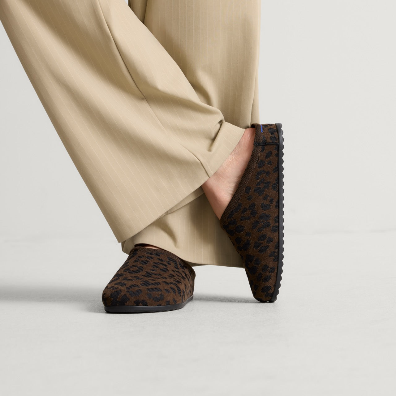 Rothy's The Casual Clog in ReVelvet™ Cheetah