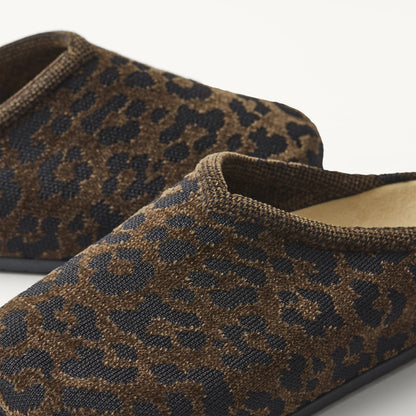 Rothy's The Casual Clog in ReVelvet™ Cheetah